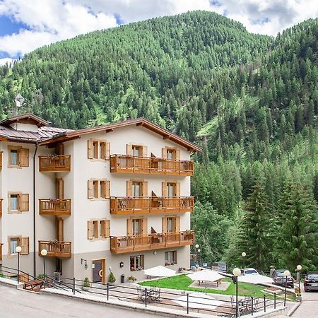 Residence Hotel Santa Maria Piscina E Wellness ペーイオ・フォンティ エクステリア 写真