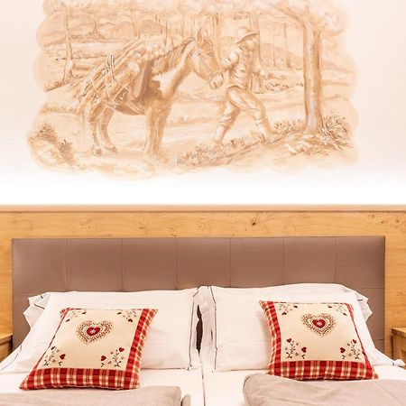 Residence Hotel Santa Maria Piscina E Wellness ペーイオ・フォンティ エクステリア 写真