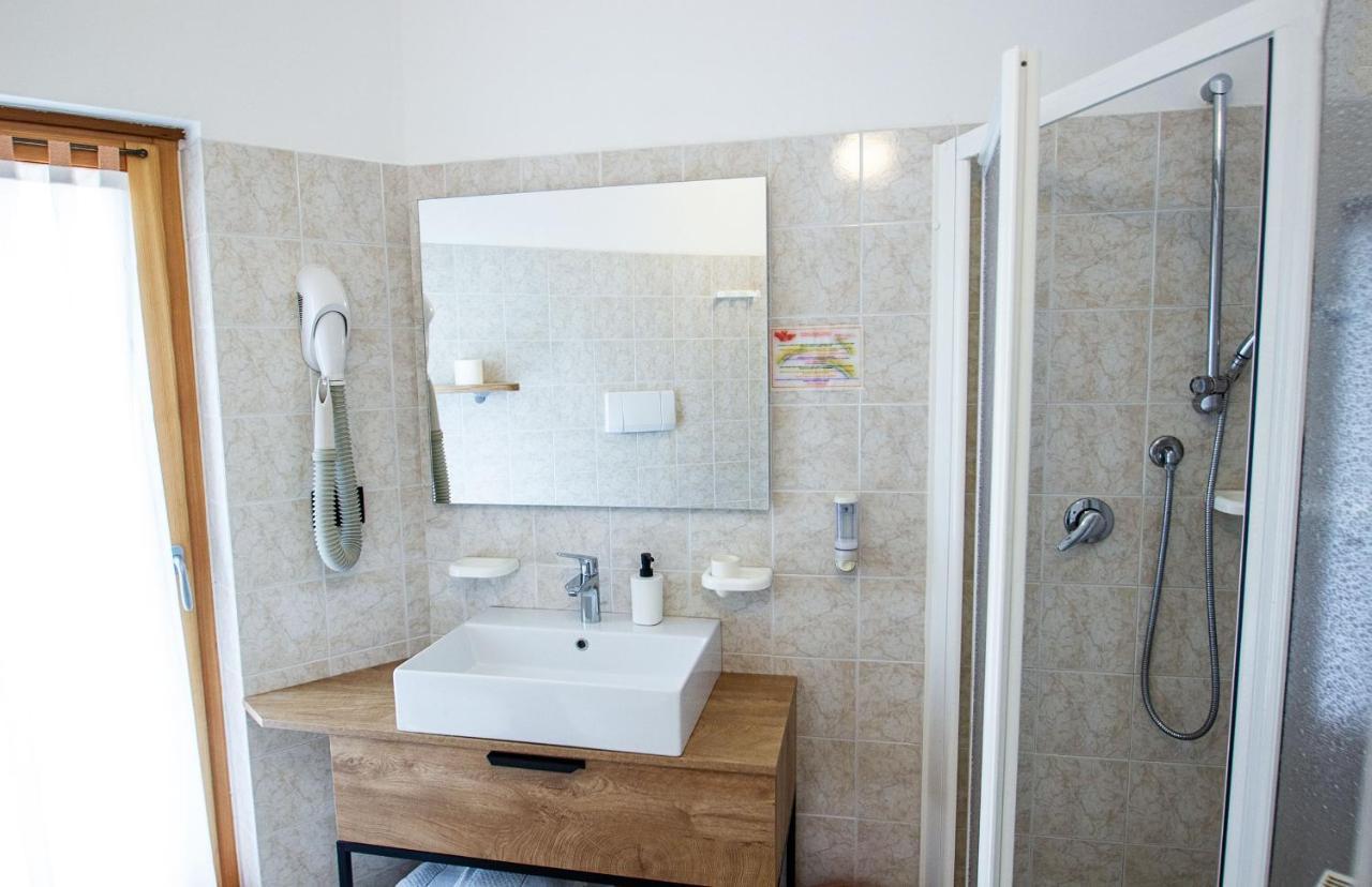 Residence Hotel Santa Maria Piscina E Wellness ペーイオ・フォンティ エクステリア 写真